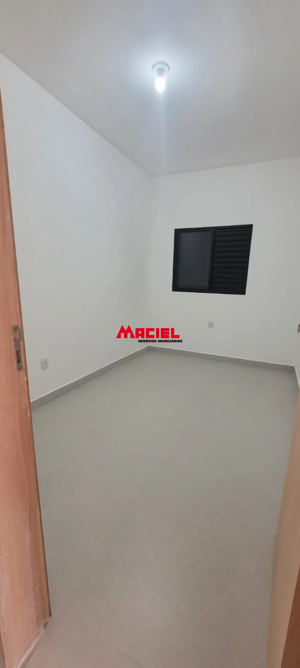 Comprar Casa / Padr&atilde;o em Ca&ccedil;apava R$ 465.000,00 - Foto 8