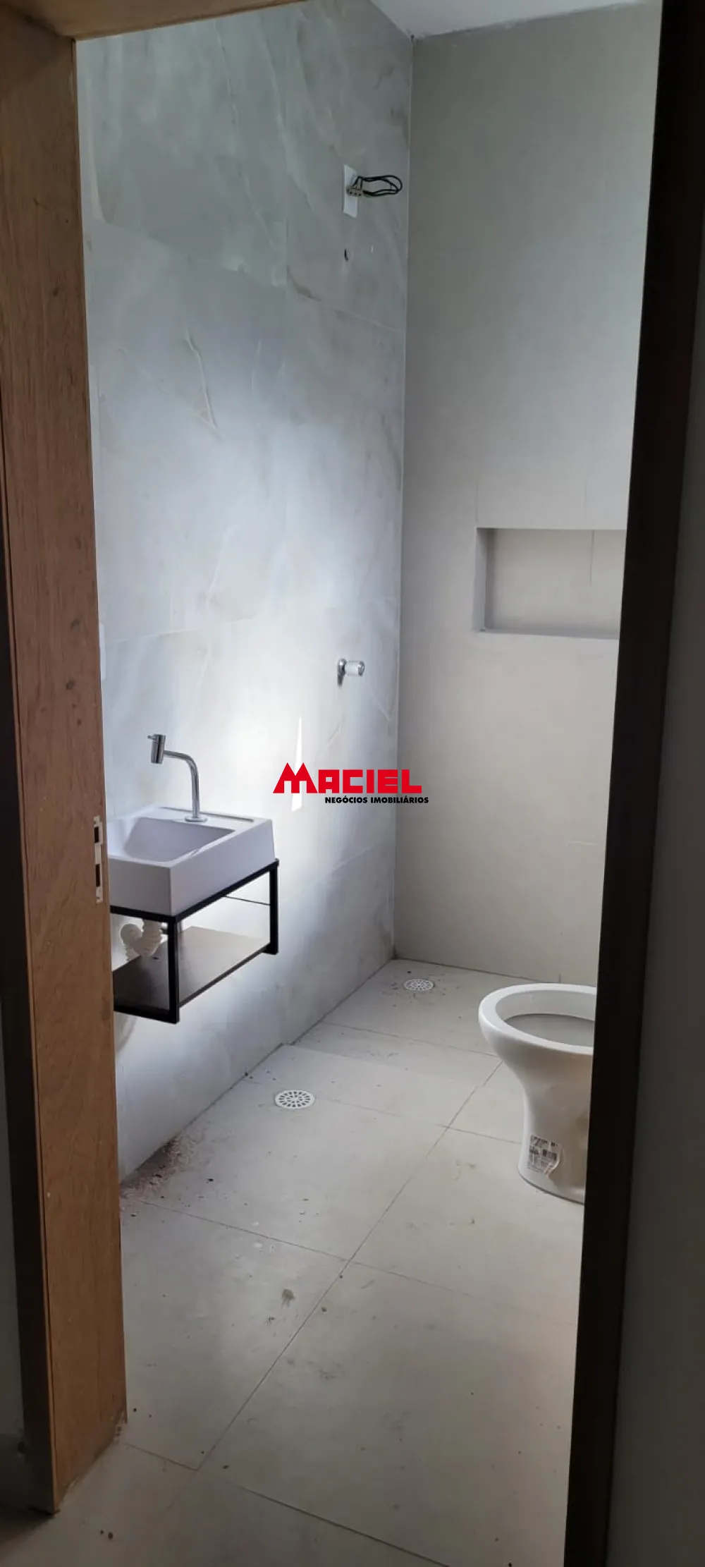 Comprar Casa / Padr&atilde;o em Ca&ccedil;apava R$ 465.000,00 - Foto 11