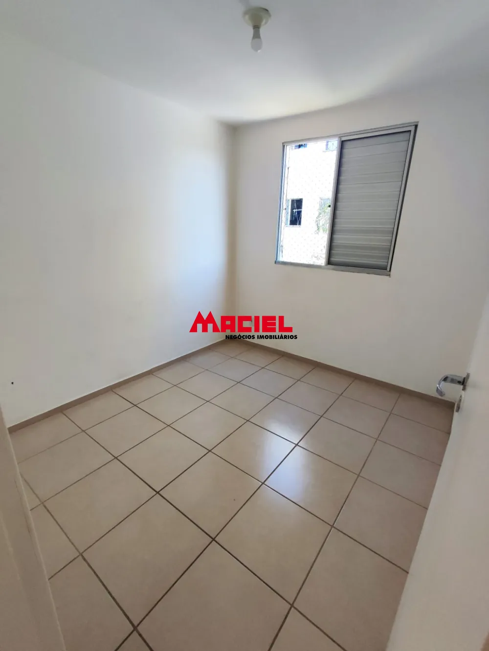 Alugar Apartamento / Padr&atilde;o em S&atilde;o Jos&eacute; dos Campos R$ 2.400,00 - Foto 6