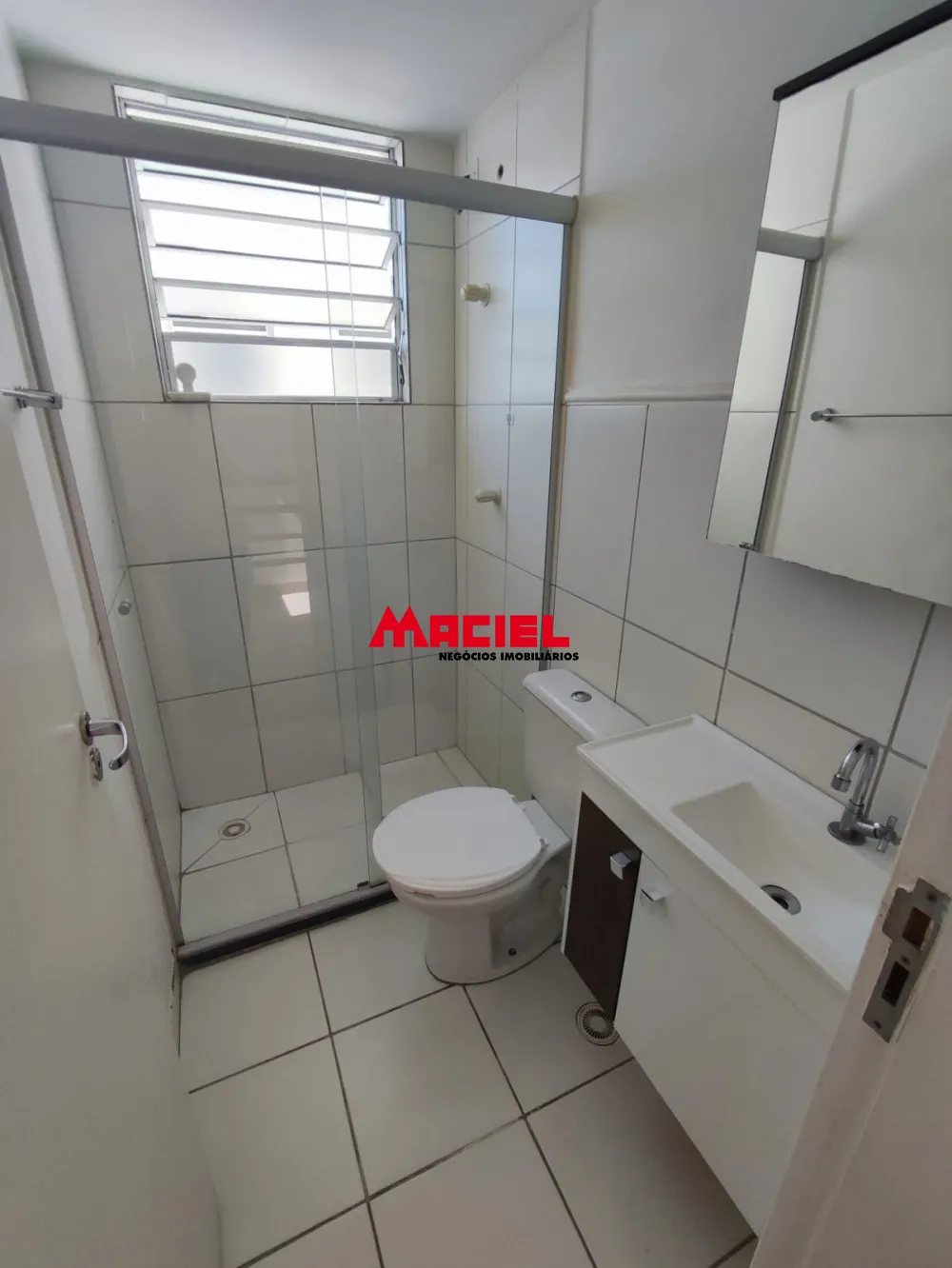 Alugar Apartamento / Padr&atilde;o em S&atilde;o Jos&eacute; dos Campos R$ 2.400,00 - Foto 9