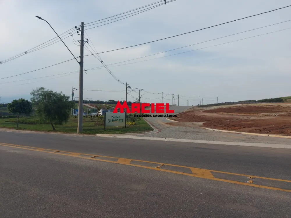 Comprar Terreno / Condom&iacute;nio em Ca&ccedil;apava R$ 330.000,00 - Foto 4