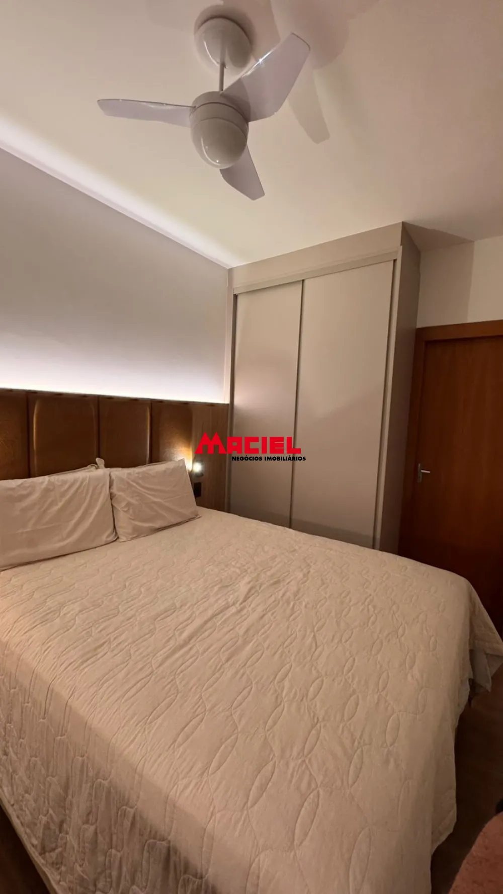 Comprar Apartamento / Padr&atilde;o em S&atilde;o Jos&eacute; dos Campos R$ 350.000,00 - Foto 9