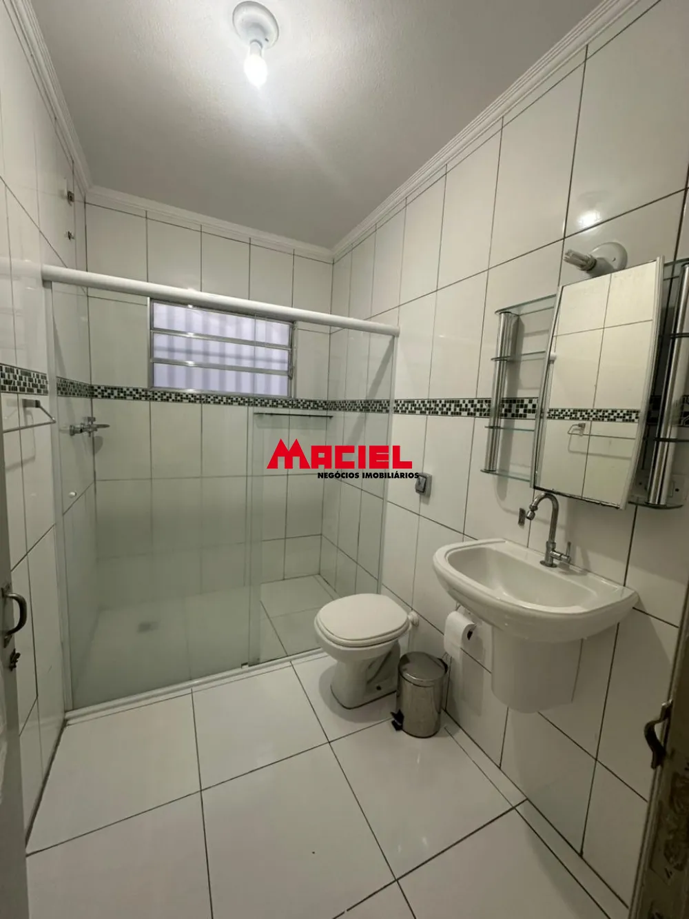 Comprar Casa / Padr&atilde;o em S&atilde;o Jos&eacute; dos Campos R$ 950.000,00 - Foto 7