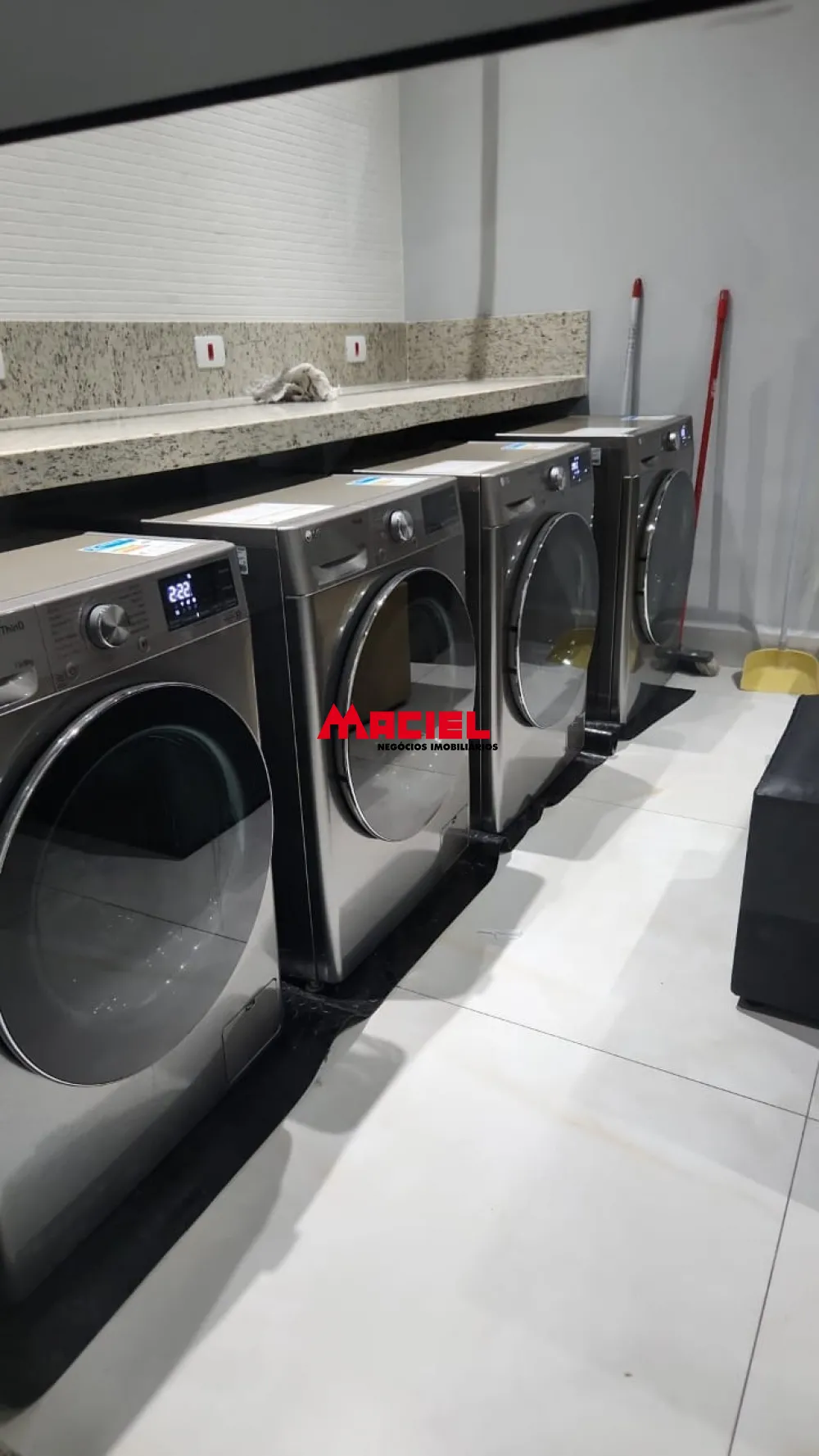 Comprar Apartamento / Padr&atilde;o em Jacare&iacute; R$ 800.000,00 - Foto 4