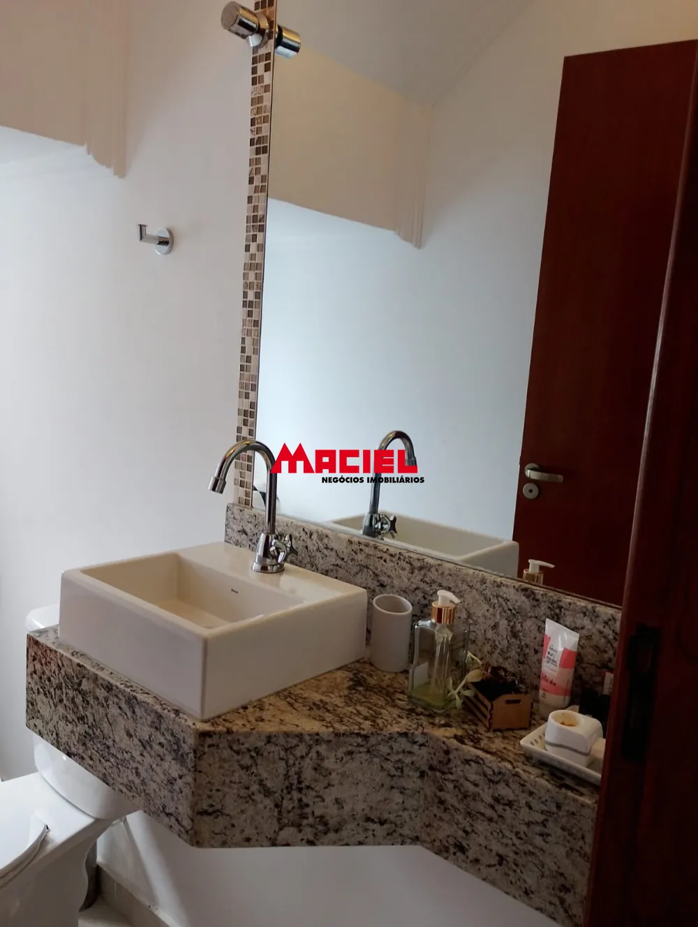 Comprar Casa / Sobrado em S&atilde;o Jos&eacute; dos Campos R$ 800.000,00 - Foto 8