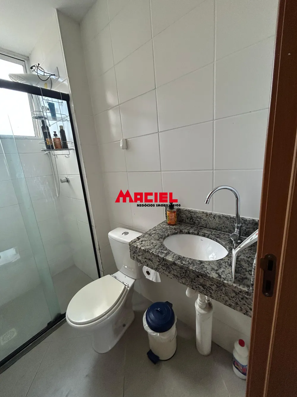 Alugar Apartamento / Padr&atilde;o em S&atilde;o Jos&eacute; dos Campos R$ 1.700,00 - Foto 13