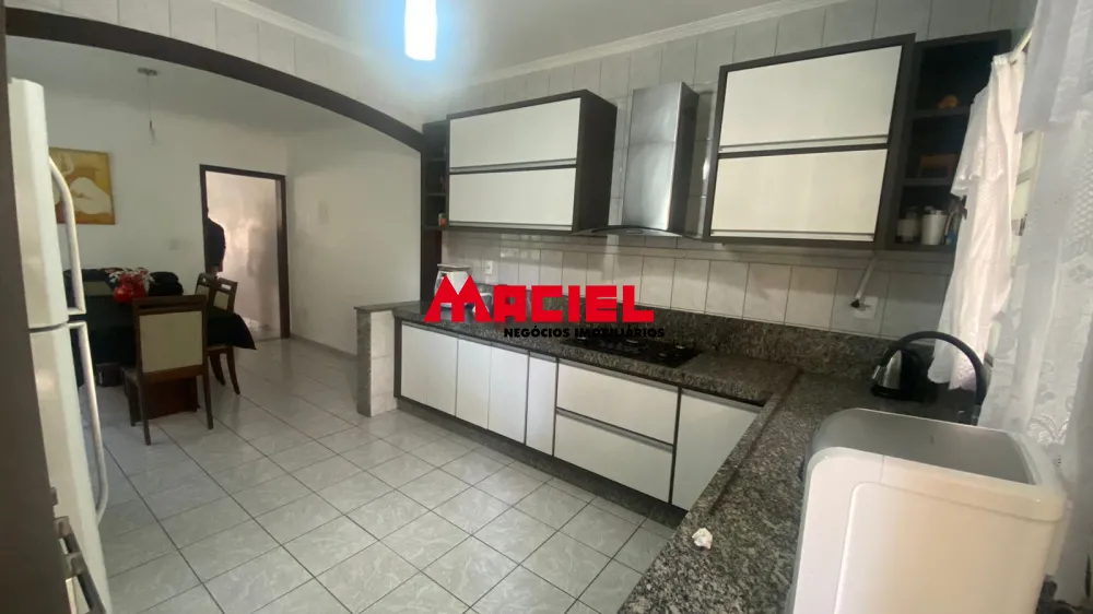 Comprar Casa / Sobrado em S&atilde;o Jos&eacute; dos Campos R$ 640.000,00 - Foto 2