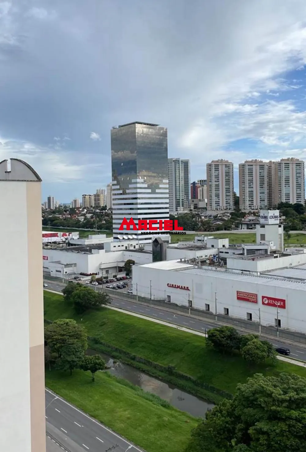 Comprar Apartamento / Padr&atilde;o em S&atilde;o Jos&eacute; dos Campos R$ 585.000,00 - Foto 1