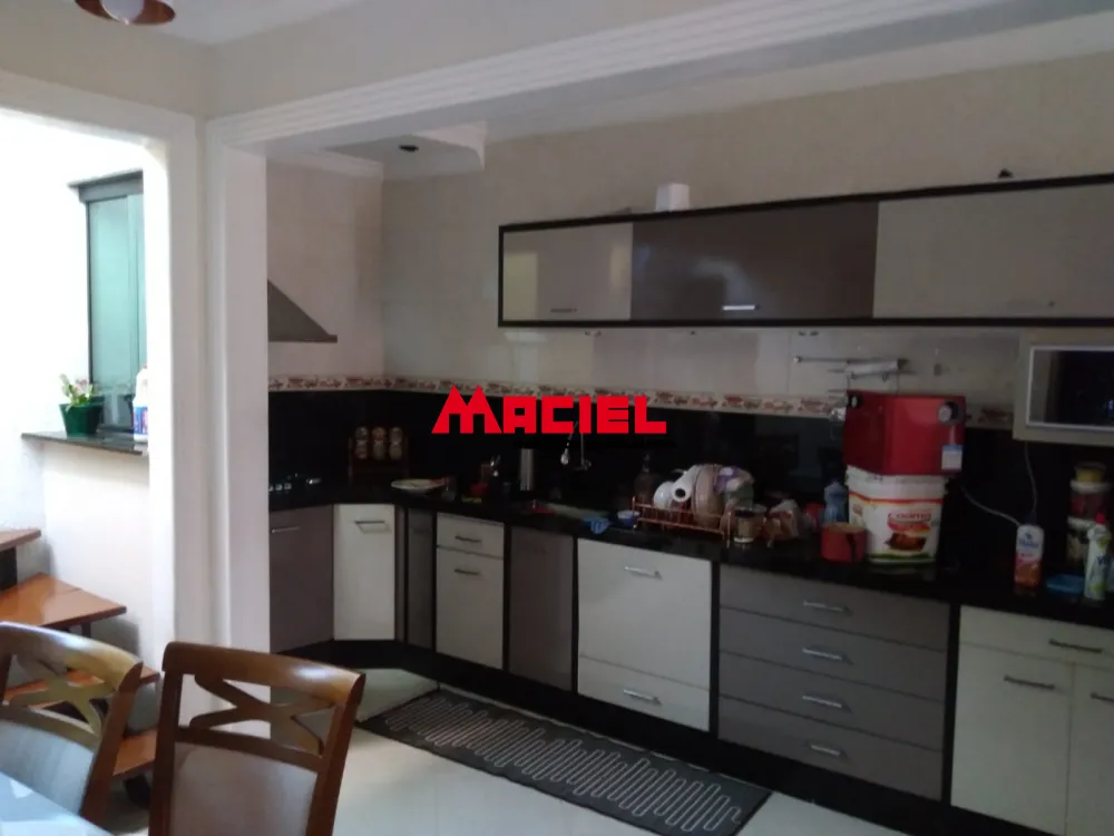 Comprar Casa / Padr&atilde;o em S&atilde;o Jos&eacute; dos Campos R$ 750.000,00 - Foto 4