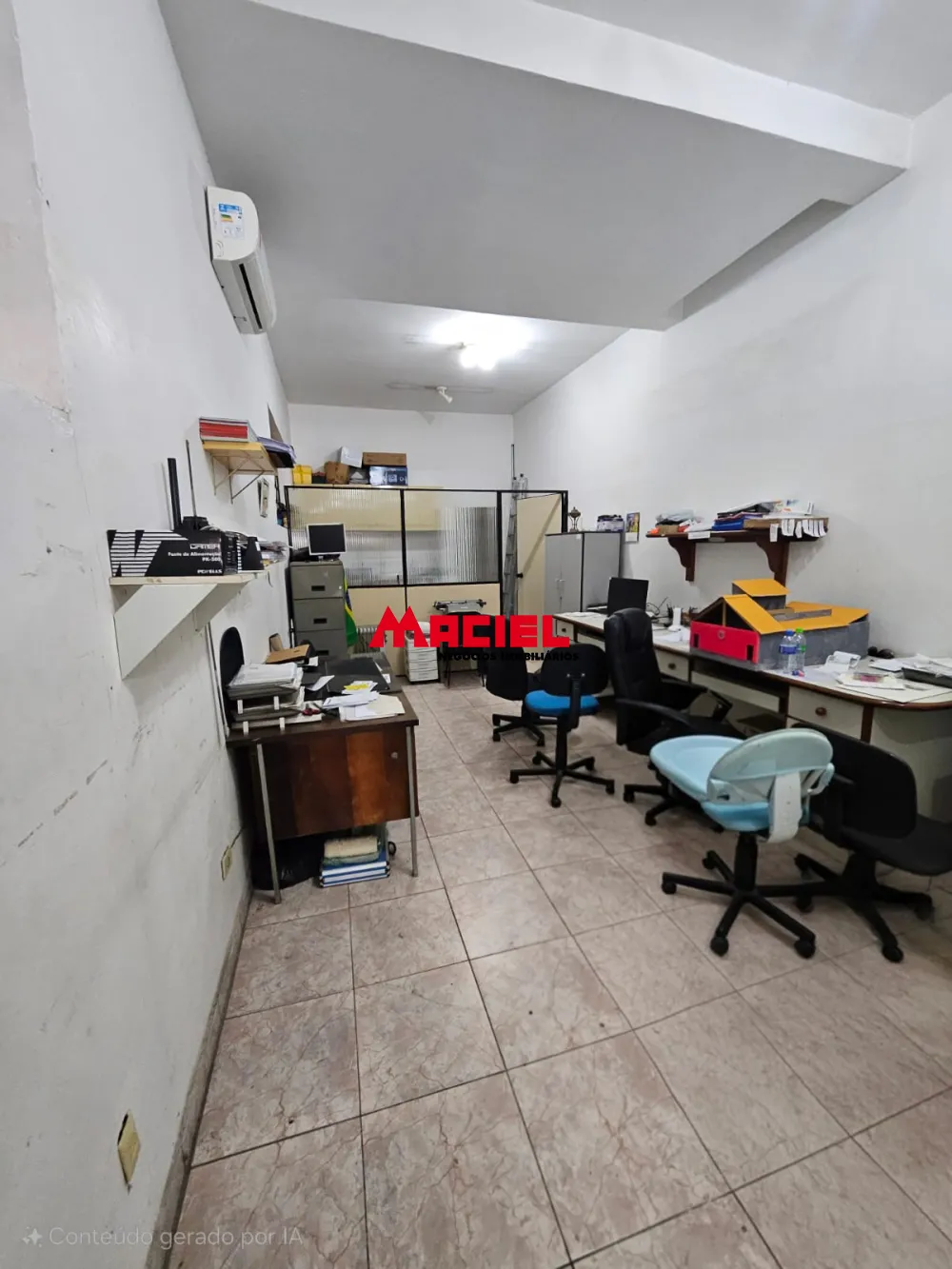 Alugar Comercial / Sala em S&atilde;o Jos&eacute; dos Campos R$ 2.800,00 - Foto 2