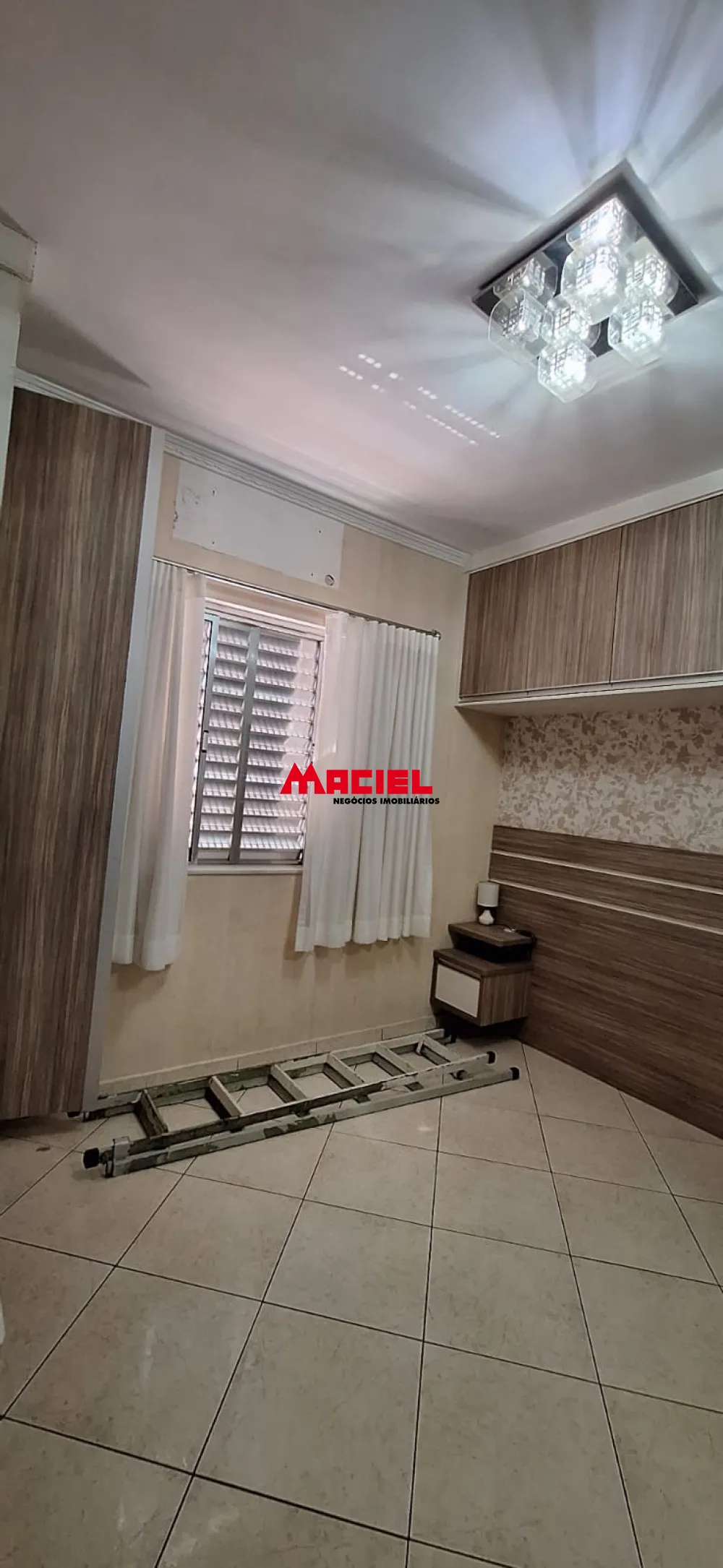 Alugar Casa / Sobrado em S&atilde;o Jos&eacute; dos Campos R$ 3.000,00 - Foto 13