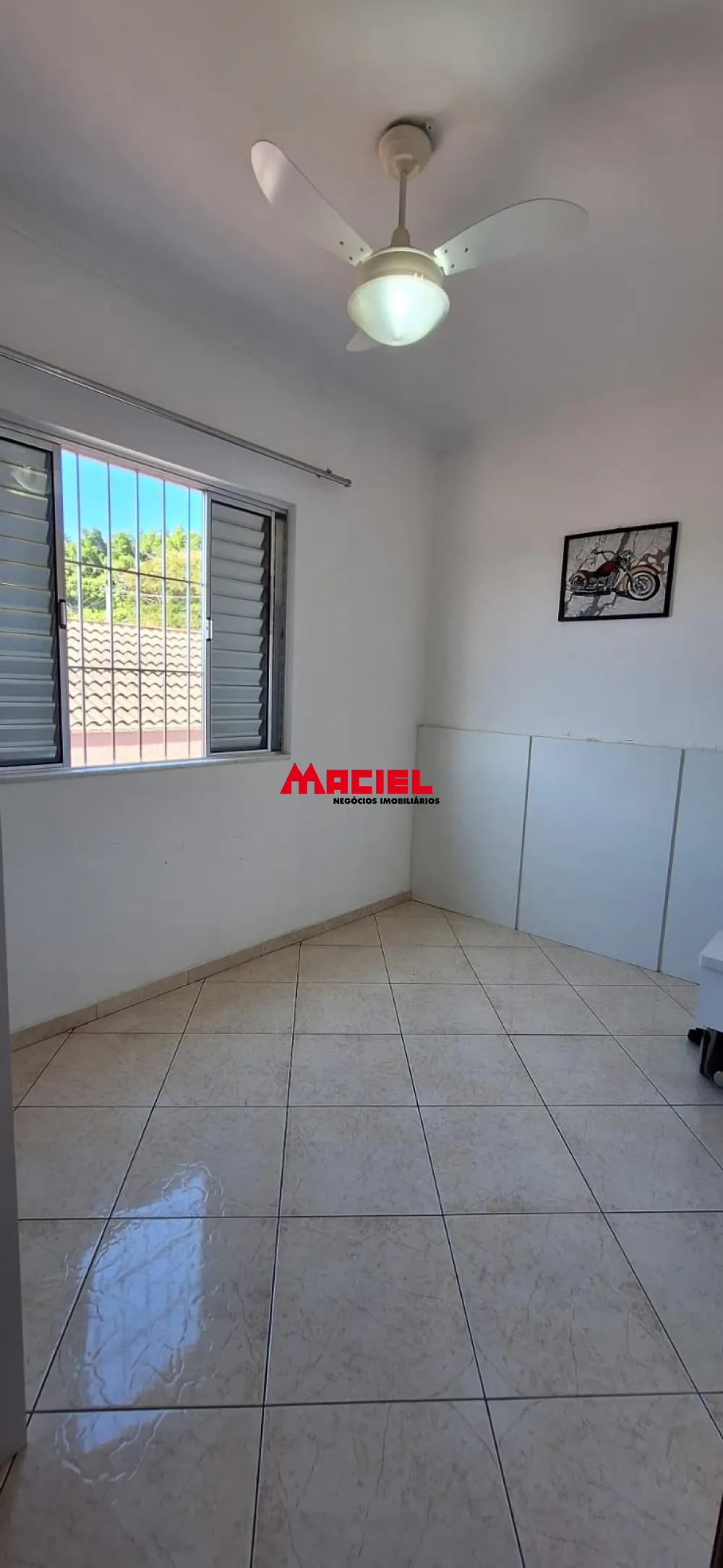 Alugar Casa / Sobrado em S&atilde;o Jos&eacute; dos Campos R$ 3.000,00 - Foto 16
