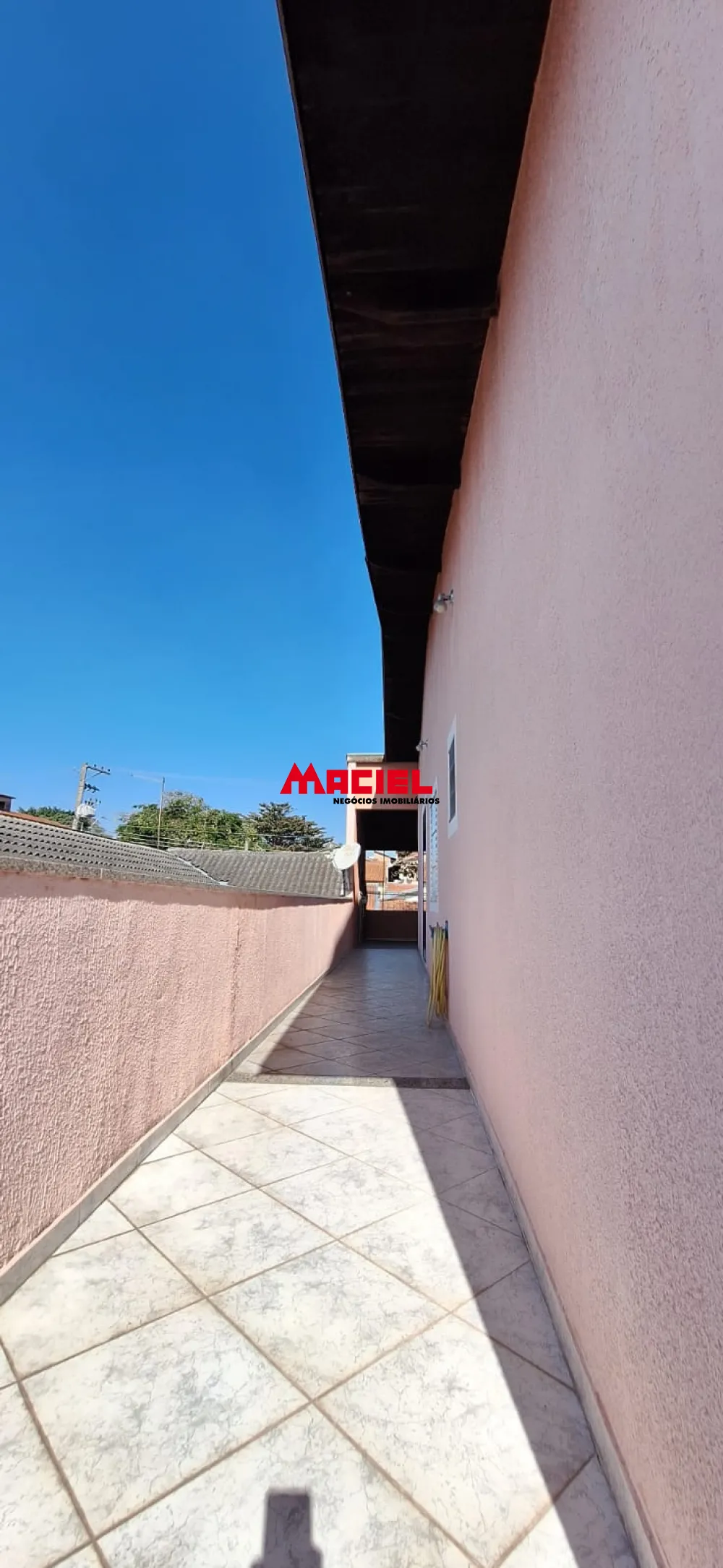 Alugar Casa / Sobrado em S&atilde;o Jos&eacute; dos Campos R$ 3.000,00 - Foto 20