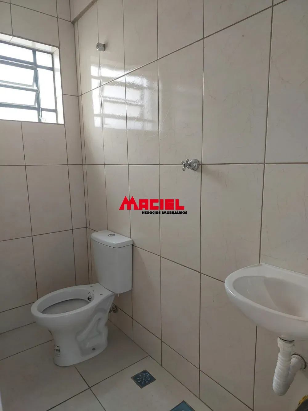 Alugar Comercial / Sala em S&atilde;o Jos&eacute; dos Campos R$ 1.400,00 - Foto 3