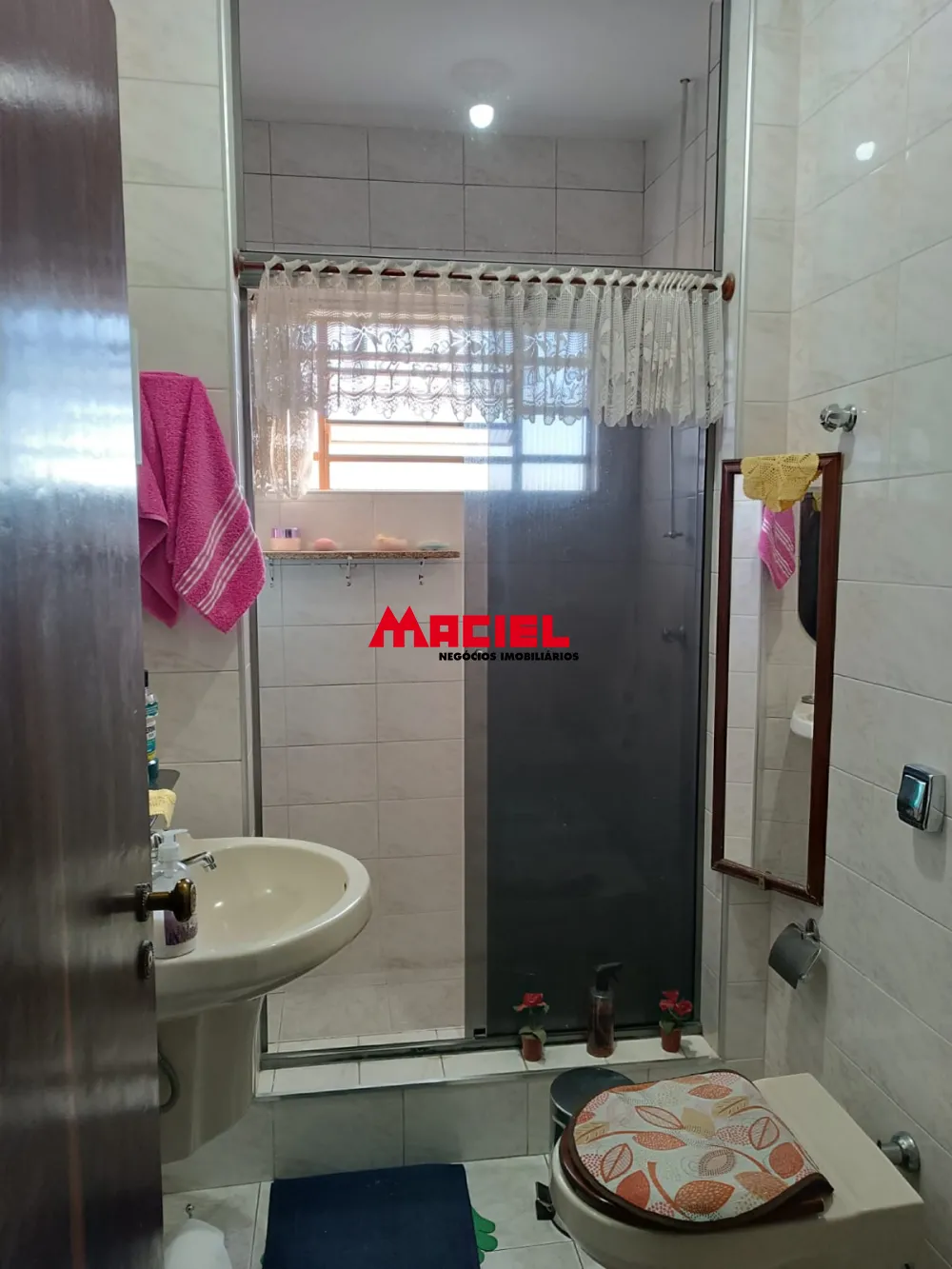 Comprar Casa / Sobrado em S&atilde;o Jos&eacute; dos Campos R$ 970.000,00 - Foto 10
