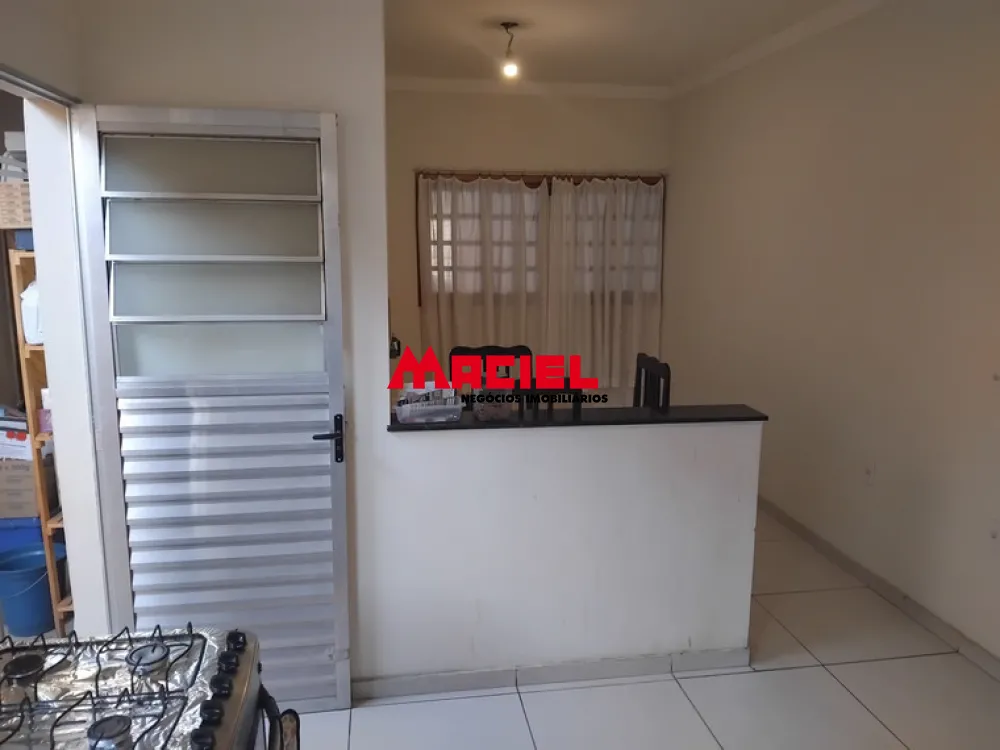 Comprar Casa / Padr&atilde;o em S&atilde;o Jos&eacute; dos Campos R$ 380.000,00 - Foto 10