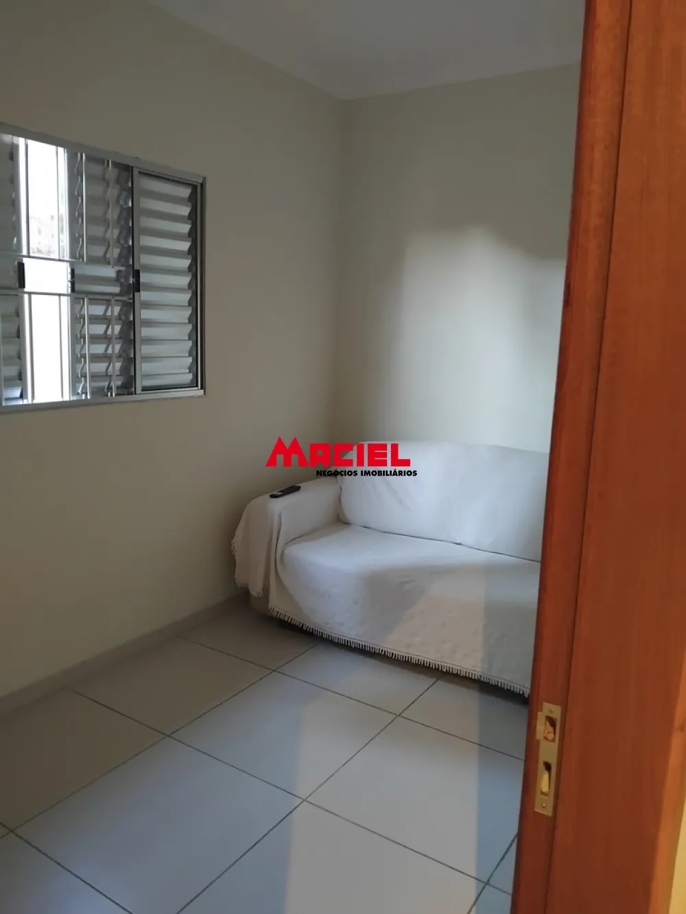 Comprar Casa / Padr&atilde;o em S&atilde;o Jos&eacute; dos Campos R$ 380.000,00 - Foto 14