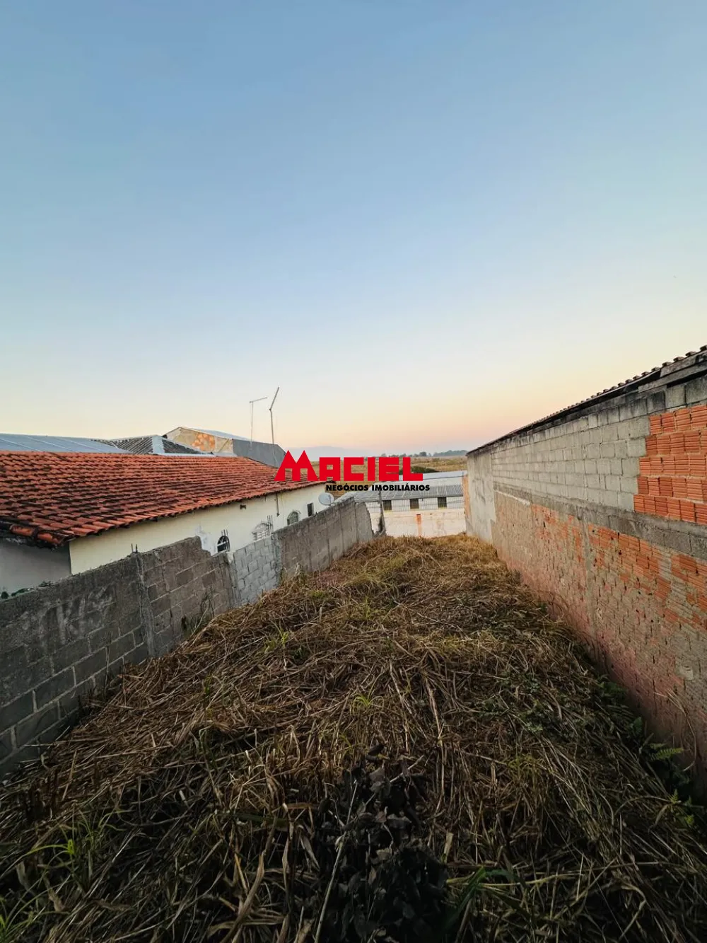 Comprar Terreno / Padr&atilde;o em S&atilde;o Jos&eacute; dos Campos R$ 150.000,00 - Foto 2