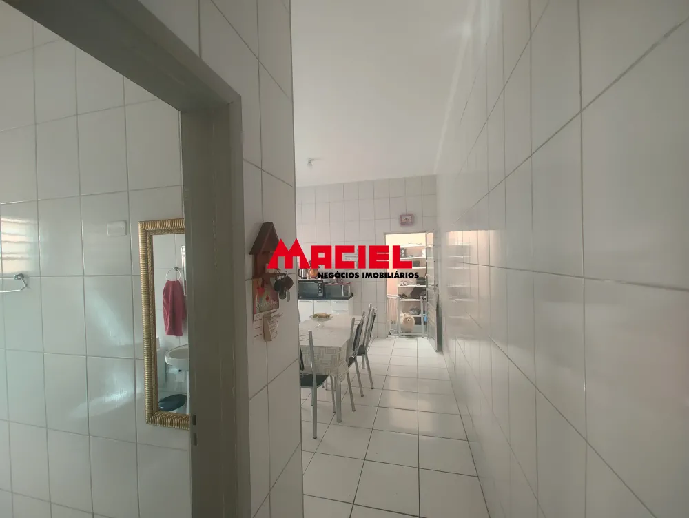 Comprar Casa / Sobrado em S&atilde;o Jos&eacute; dos Campos R$ 1.000.000,00 - Foto 2