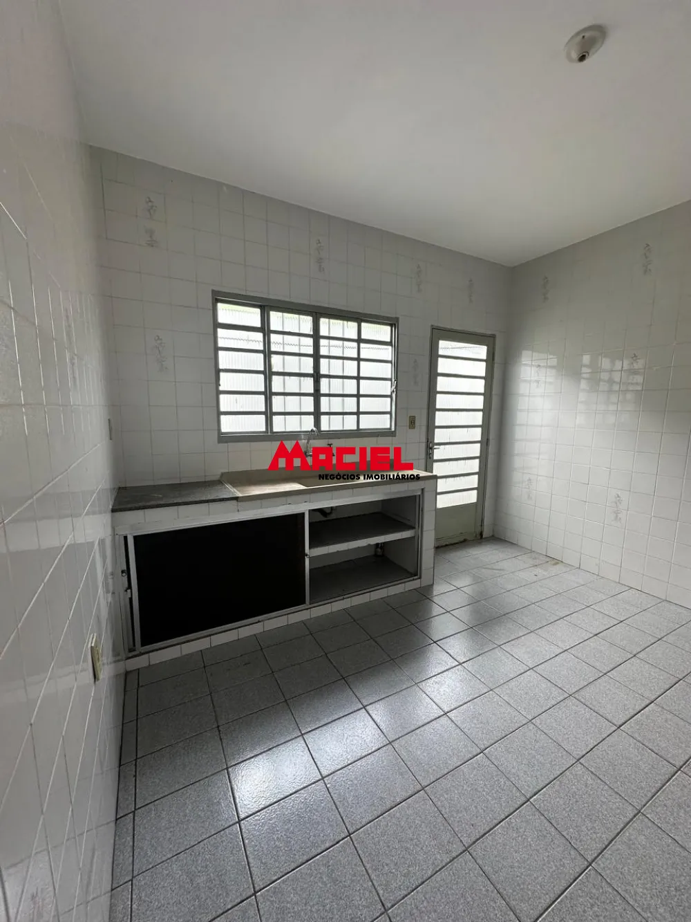 Alugar Comercial / Ponto Comercial em S&atilde;o Jos&eacute; dos Campos R$ 15.000,00 - Foto 3
