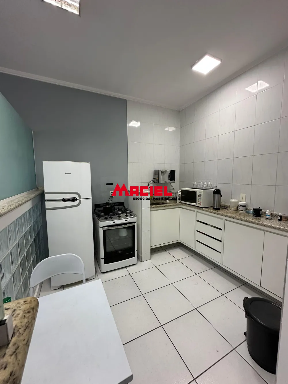 Alugar Comercial / Ponto Comercial em S&atilde;o Jos&eacute; dos Campos R$ 15.000,00 - Foto 9