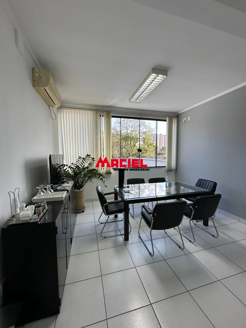 Alugar Comercial / Ponto Comercial em S&atilde;o Jos&eacute; dos Campos R$ 15.000,00 - Foto 28