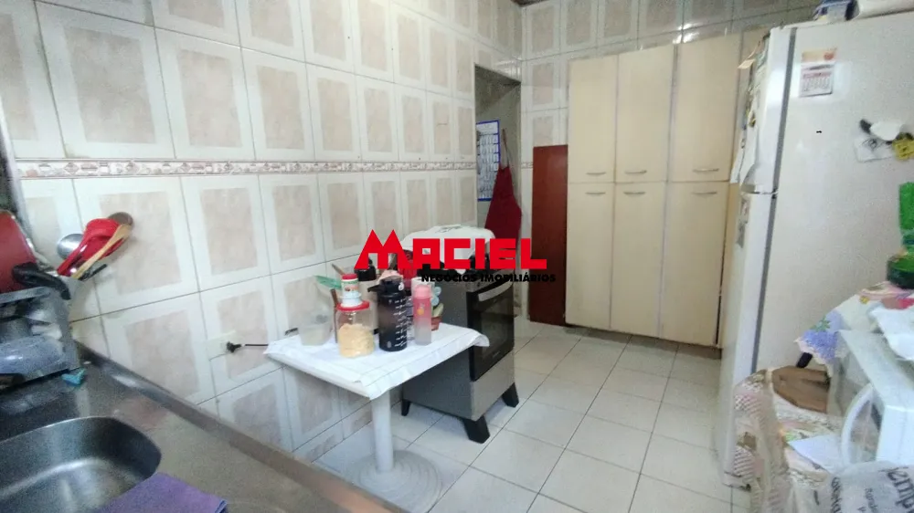 Comprar Casa / Padr&atilde;o em S&atilde;o Jos&eacute; dos Campos R$ 650.000,00 - Foto 4