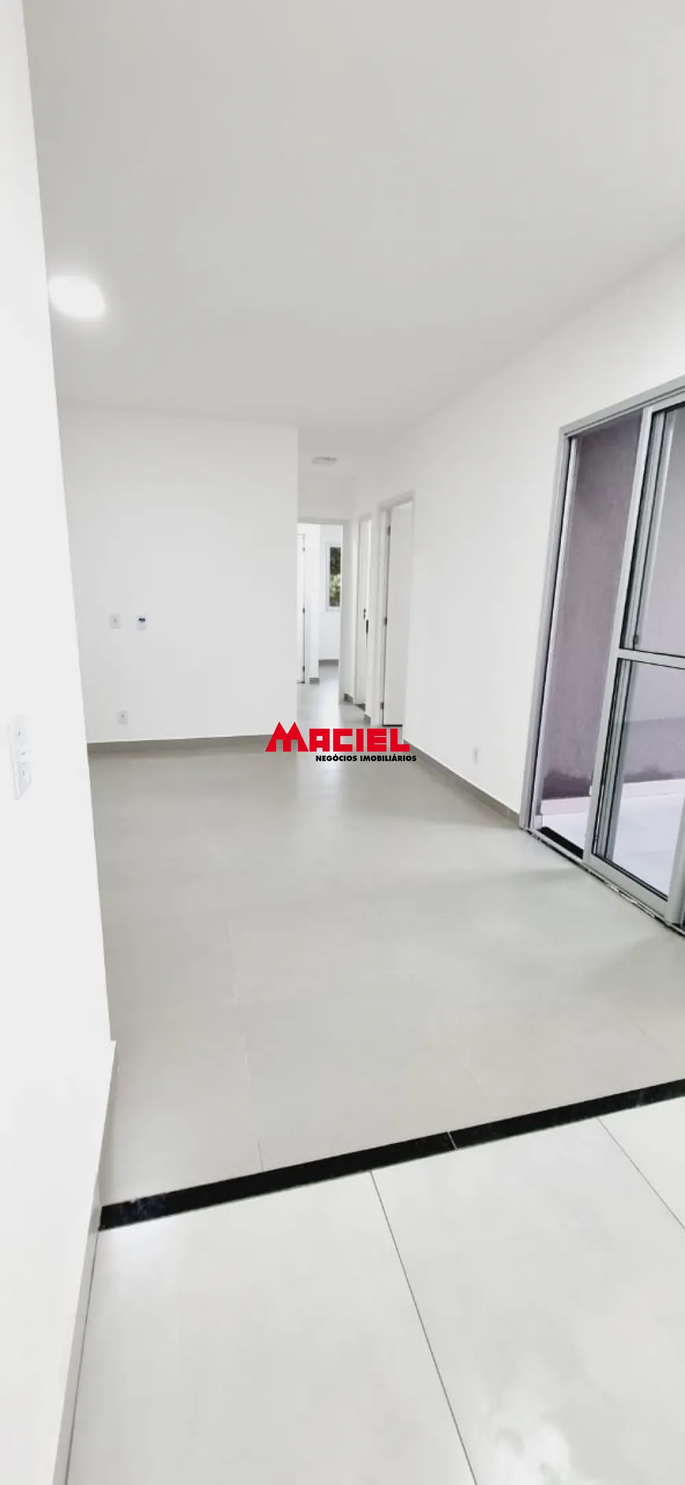 Alugar Apartamento / Padr&atilde;o em S&atilde;o Jos&eacute; dos Campos R$ 2.800,00 - Foto 2