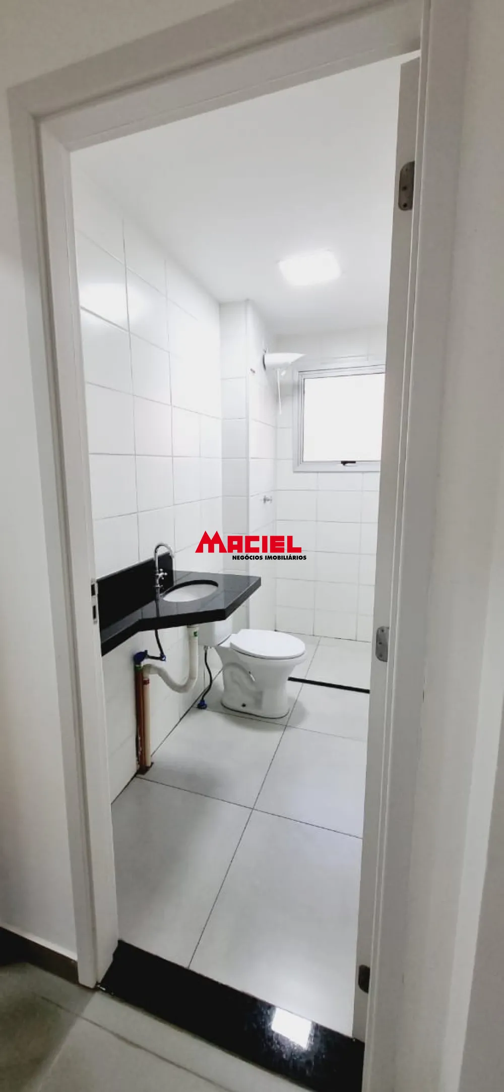 Alugar Apartamento / Padr&atilde;o em S&atilde;o Jos&eacute; dos Campos R$ 2.800,00 - Foto 8