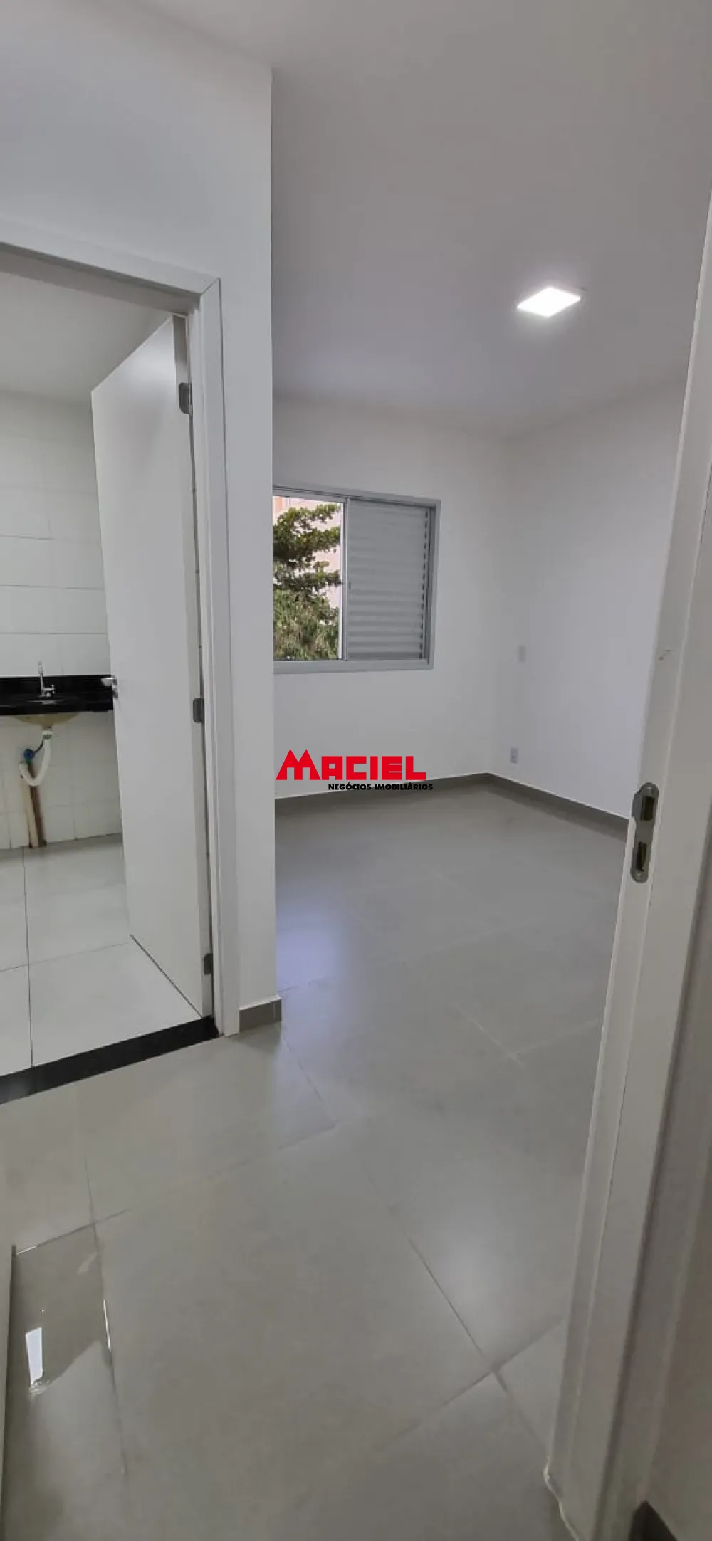 Alugar Apartamento / Padr&atilde;o em S&atilde;o Jos&eacute; dos Campos R$ 2.800,00 - Foto 13