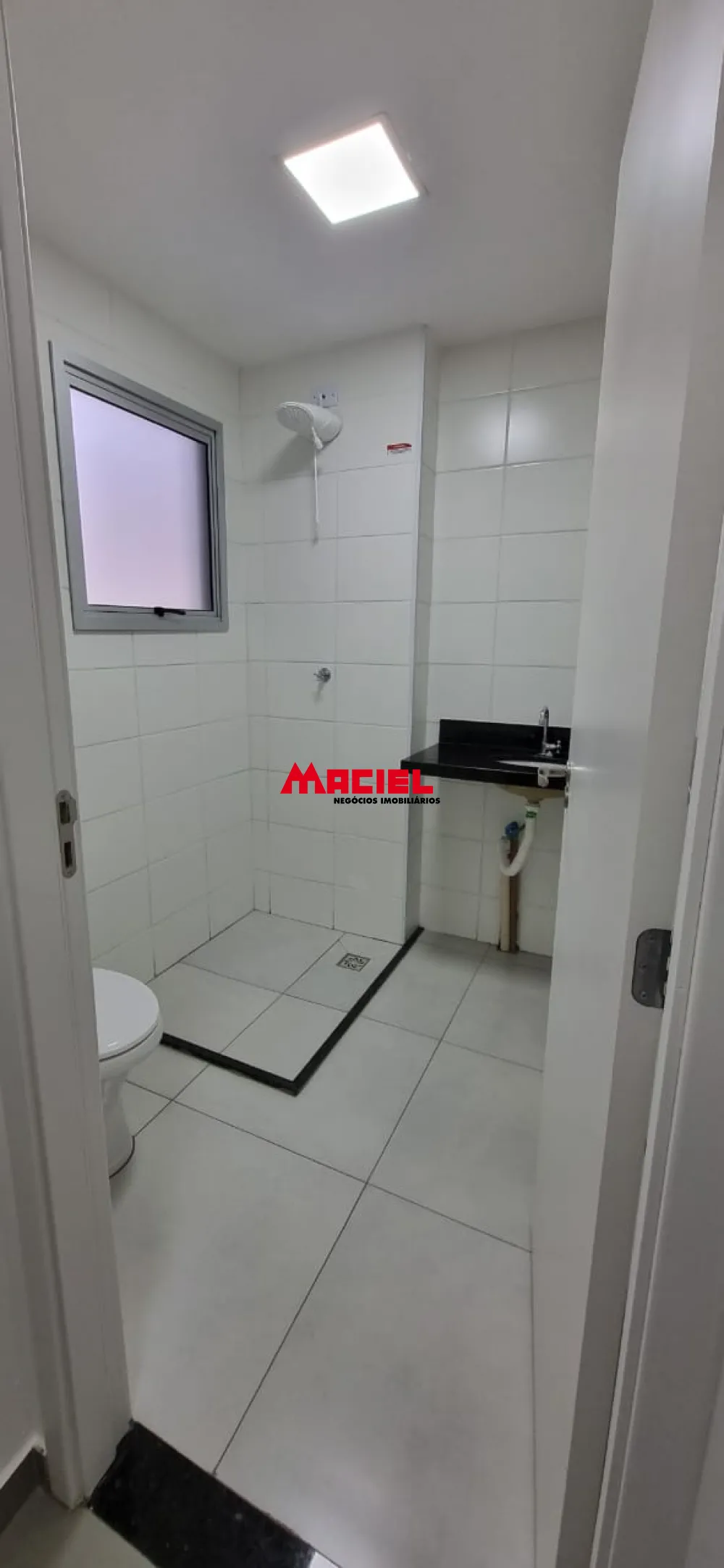 Alugar Apartamento / Padr&atilde;o em S&atilde;o Jos&eacute; dos Campos R$ 2.800,00 - Foto 15