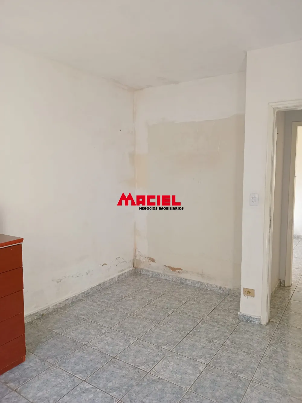 Alugar Casa / Padr&atilde;o em S&atilde;o Jos&eacute; dos Campos R$ 2.000,00 - Foto 12