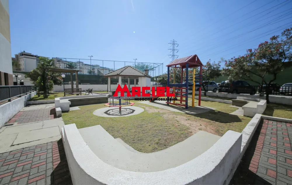 Comprar Apartamento / Padr&atilde;o em S&atilde;o Jos&eacute; dos Campos R$ 420.000,00 - Foto 2