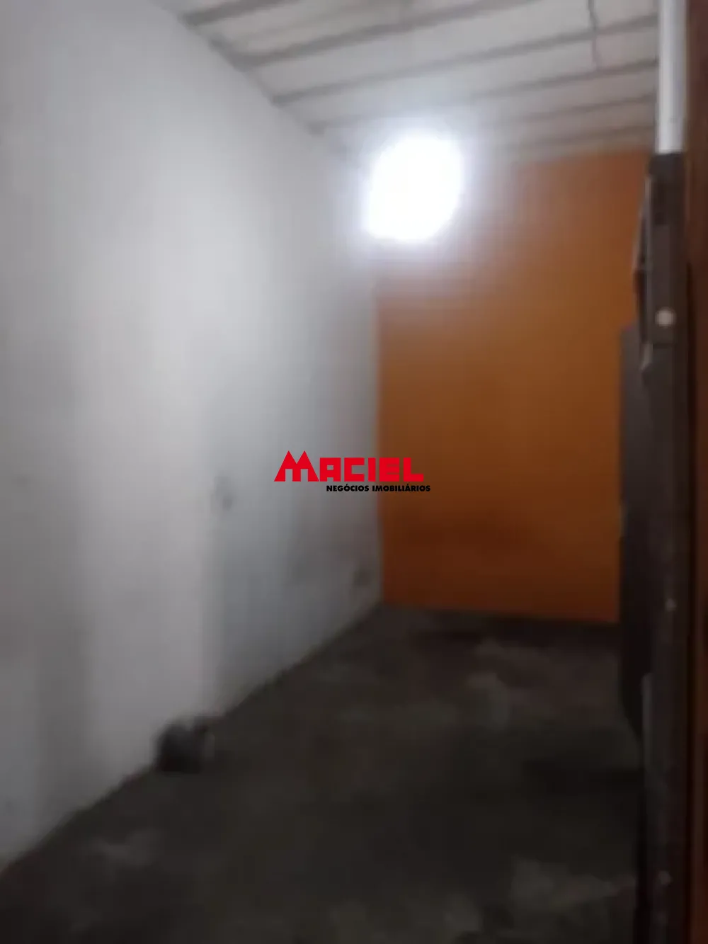 Alugar Comercial / Ponto Comercial em S&atilde;o Jos&eacute; dos Campos R$ 3.300,00 - Foto 2