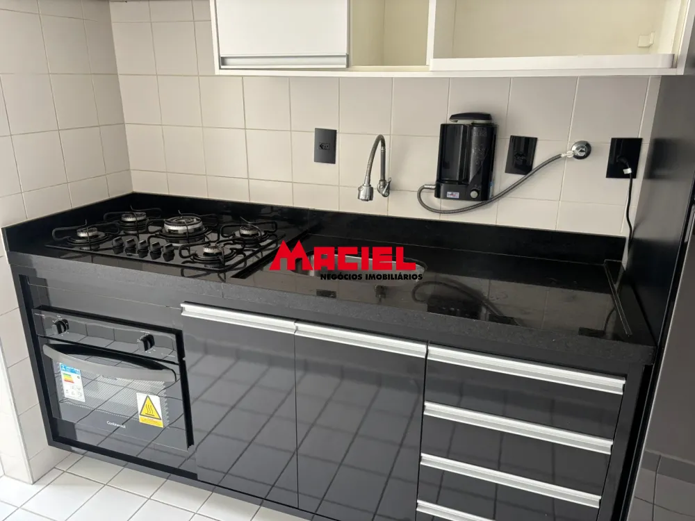 Alugar Apartamento / Padr&atilde;o em S&atilde;o Jos&eacute; dos Campos R$ 2.800,00 - Foto 9