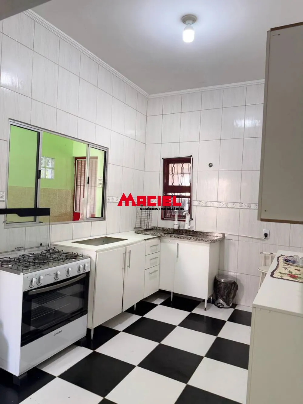 Comprar Casa / Padr&atilde;o em Caraguatatuba R$ 640.000,00 - Foto 5