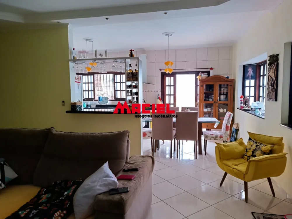 Comprar Casa / Padr&atilde;o em S&atilde;o Jos&eacute; dos Campos R$ 800.000,00 - Foto 8