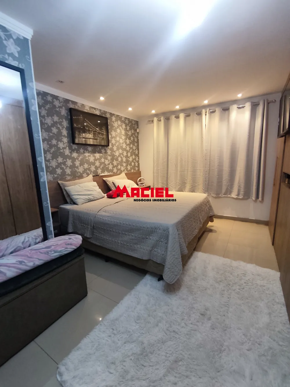 Comprar Casa / Padr&atilde;o em S&atilde;o Jos&eacute; dos Campos R$ 920.000,00 - Foto 1