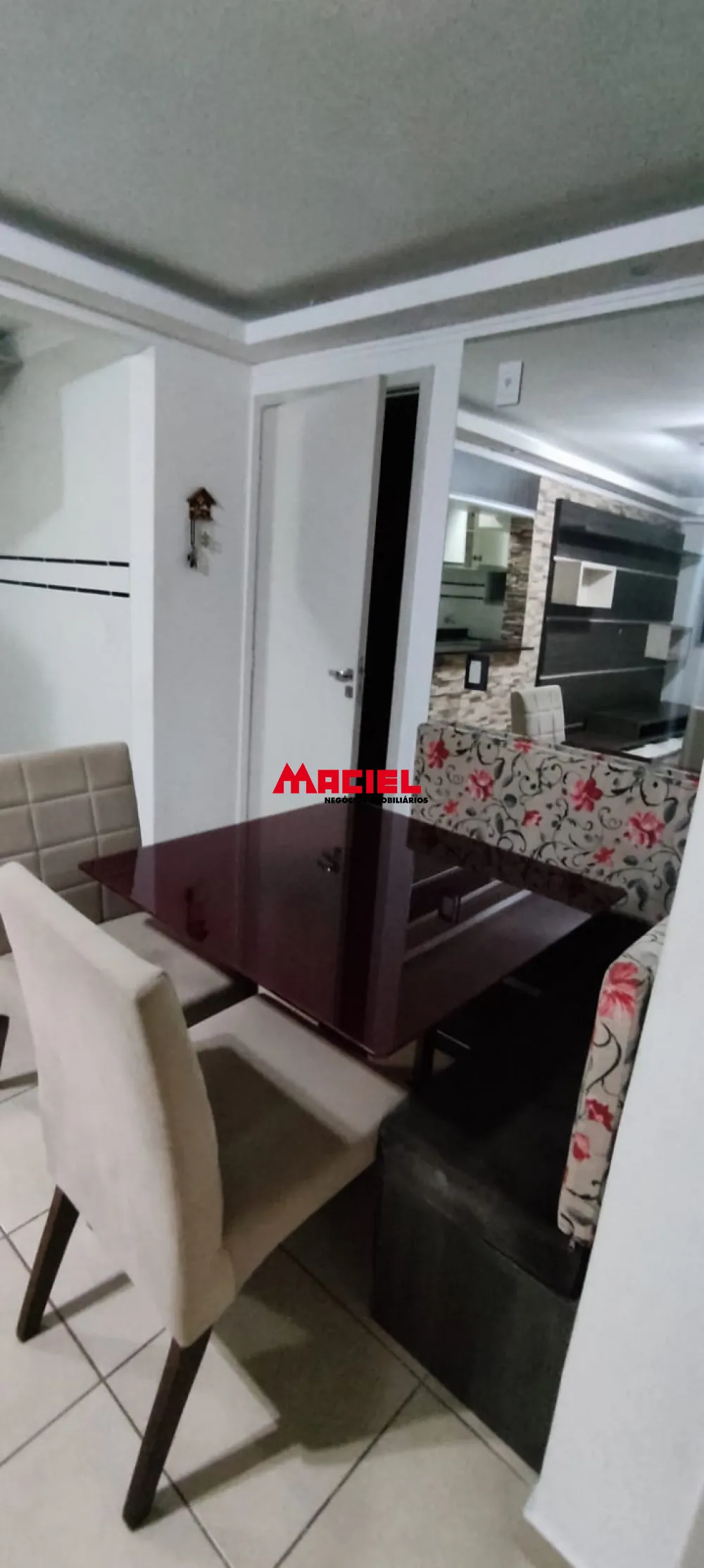 Comprar Apartamento / Padr&atilde;o em S&atilde;o Jos&eacute; dos Campos R$ 350.000,00 - Foto 3