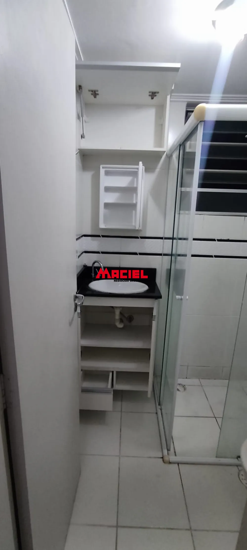 Comprar Apartamento / Padr&atilde;o em S&atilde;o Jos&eacute; dos Campos R$ 350.000,00 - Foto 16