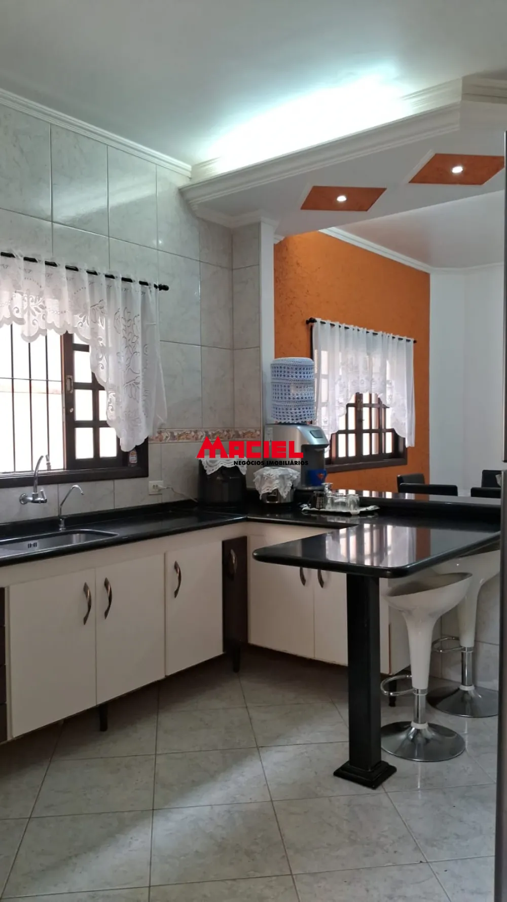 Comprar Casa / Sobrado em S&atilde;o Jos&eacute; dos Campos R$ 690.000,00 - Foto 10