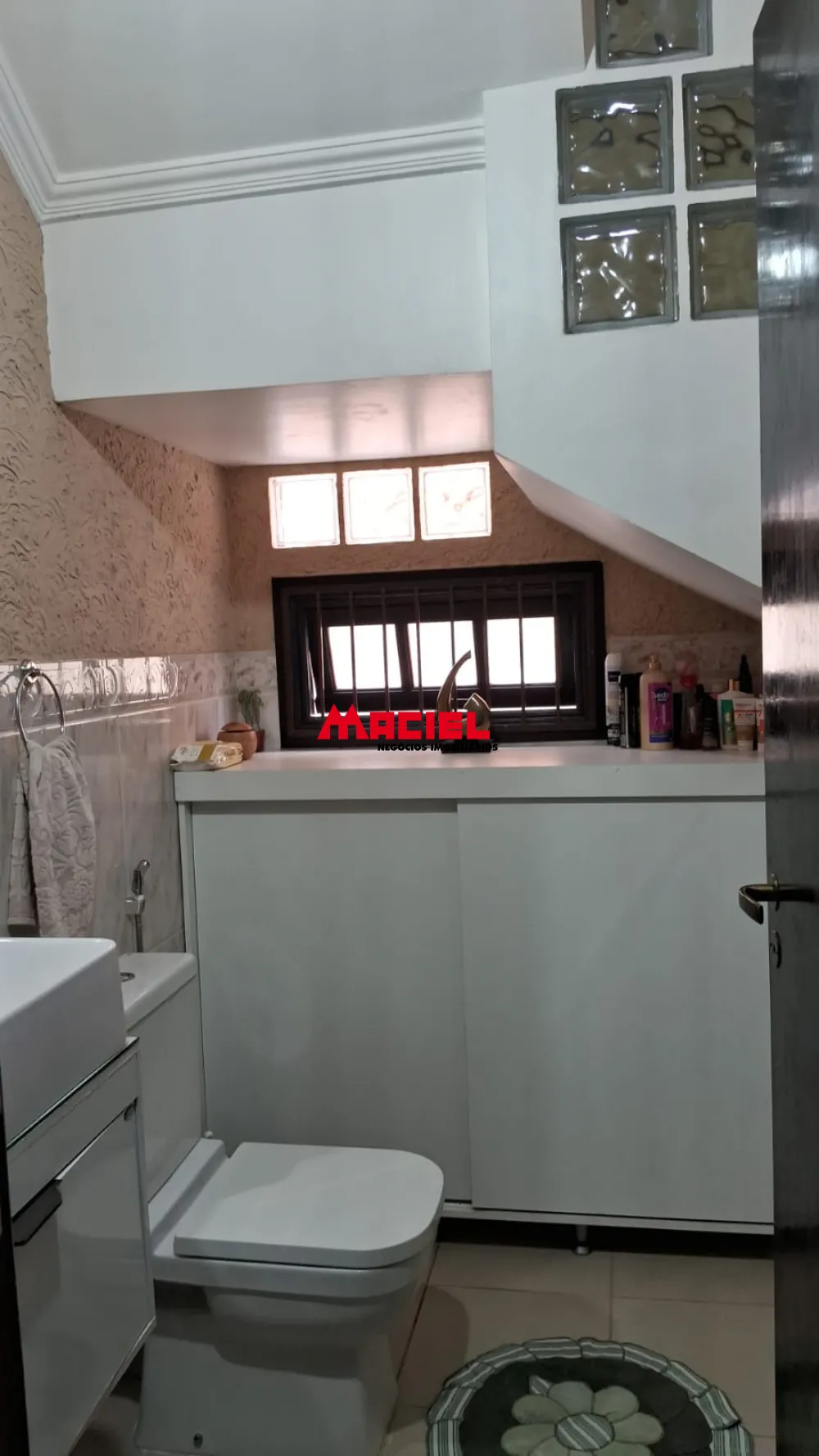 Comprar Casa / Sobrado em S&atilde;o Jos&eacute; dos Campos R$ 690.000,00 - Foto 19