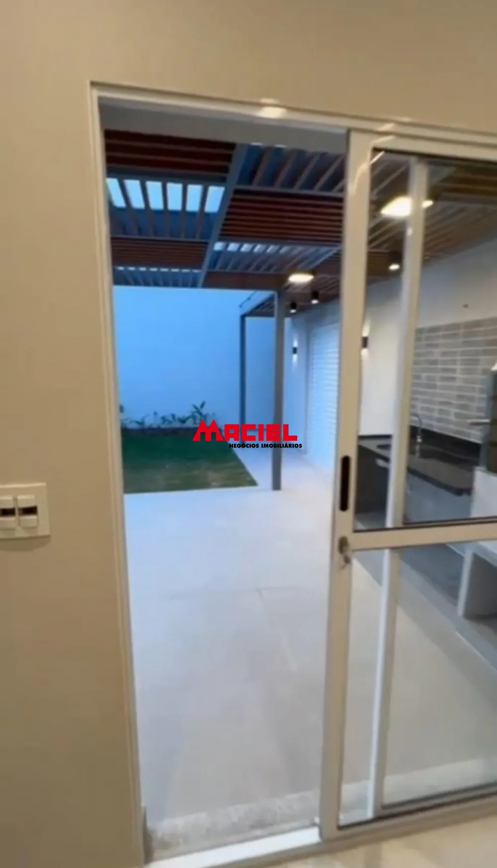 Comprar Casa / Condom&iacute;nio em Ca&ccedil;apava R$ 1.091.000,00 - Foto 16