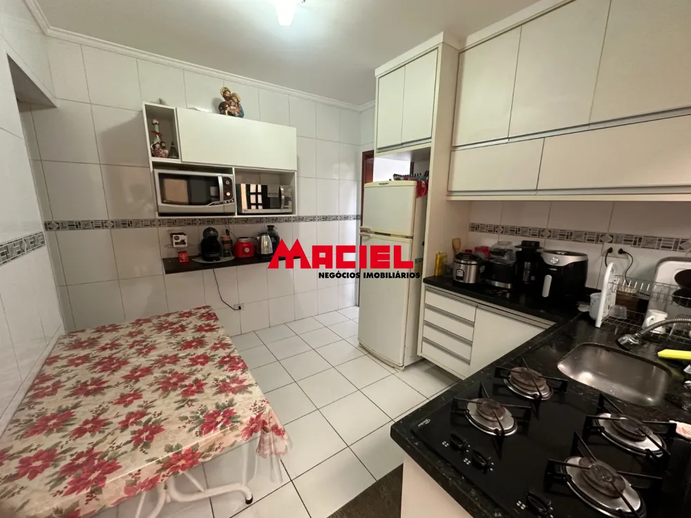 Comprar Casa / Sobrado em S&atilde;o Jos&eacute; dos Campos R$ 620.000,00 - Foto 17