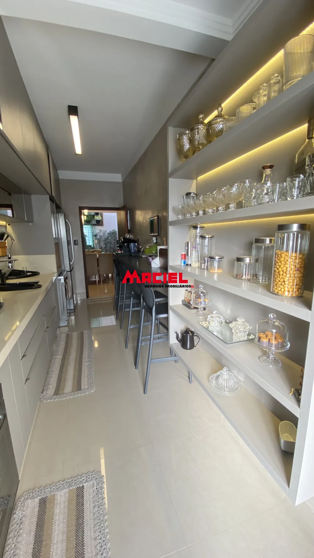 Comprar Casa / Sobrado em S&atilde;o Jos&eacute; dos Campos R$ 1.600.000,00 - Foto 14