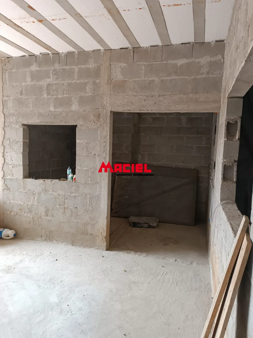 Comprar Casa / Padr&atilde;o em Ca&ccedil;apava R$ 255.000,00 - Foto 14