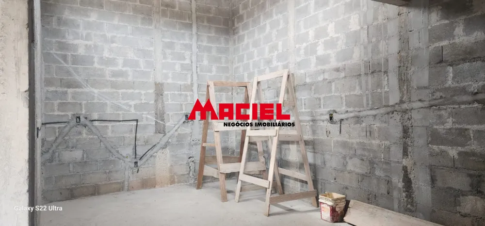 Comprar Casa / Padr&atilde;o em Ca&ccedil;apava R$ 255.000,00 - Foto 2