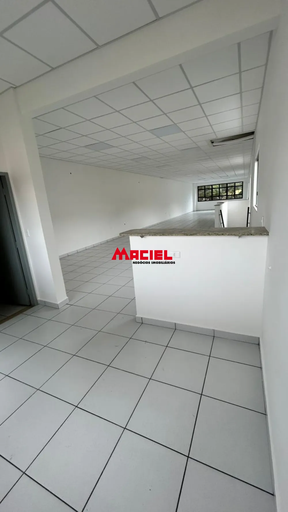 Alugar Comercial / Pr&eacute;dio em S&atilde;o Jos&eacute; dos Campos R$ 4.000,00 - Foto 1
