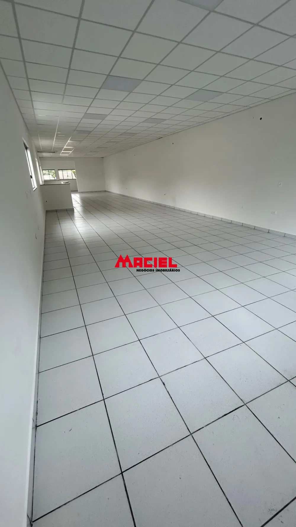 Alugar Comercial / Pr&eacute;dio em S&atilde;o Jos&eacute; dos Campos R$ 4.000,00 - Foto 5