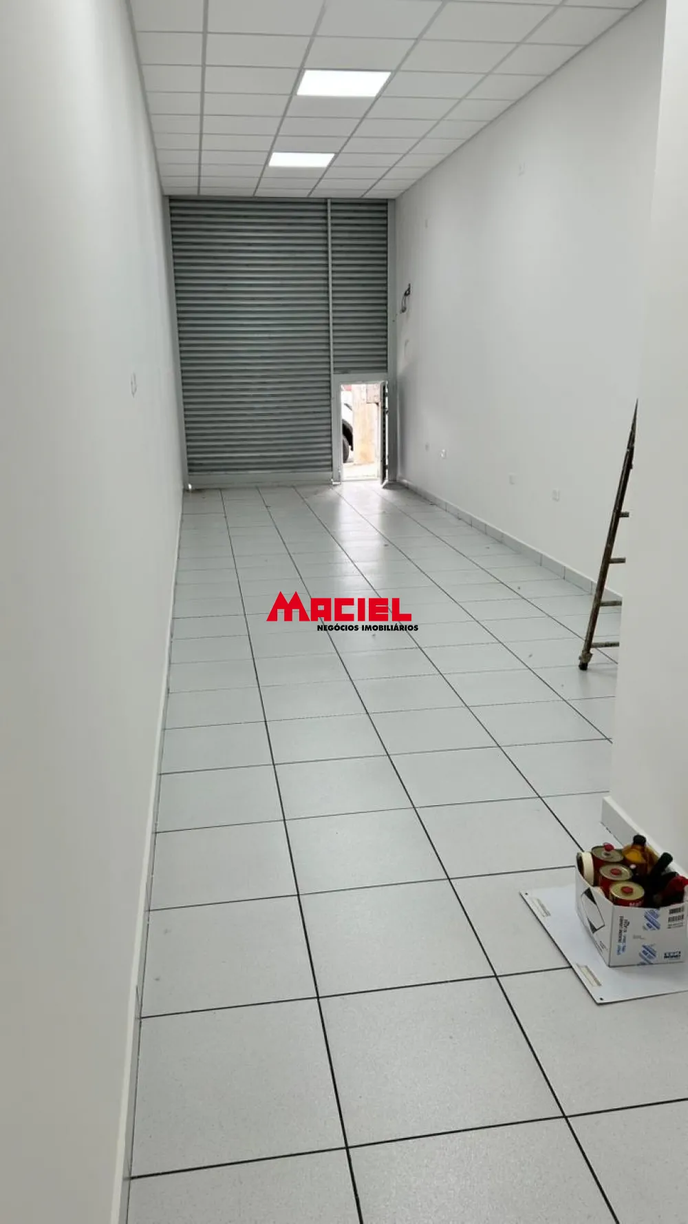 Alugar Comercial / Pr&eacute;dio em S&atilde;o Jos&eacute; dos Campos R$ 4.000,00 - Foto 8